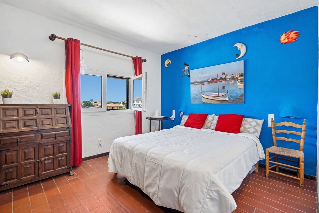 Beachfront duplex in Mallorca, Balears (Illes) — Bedroom