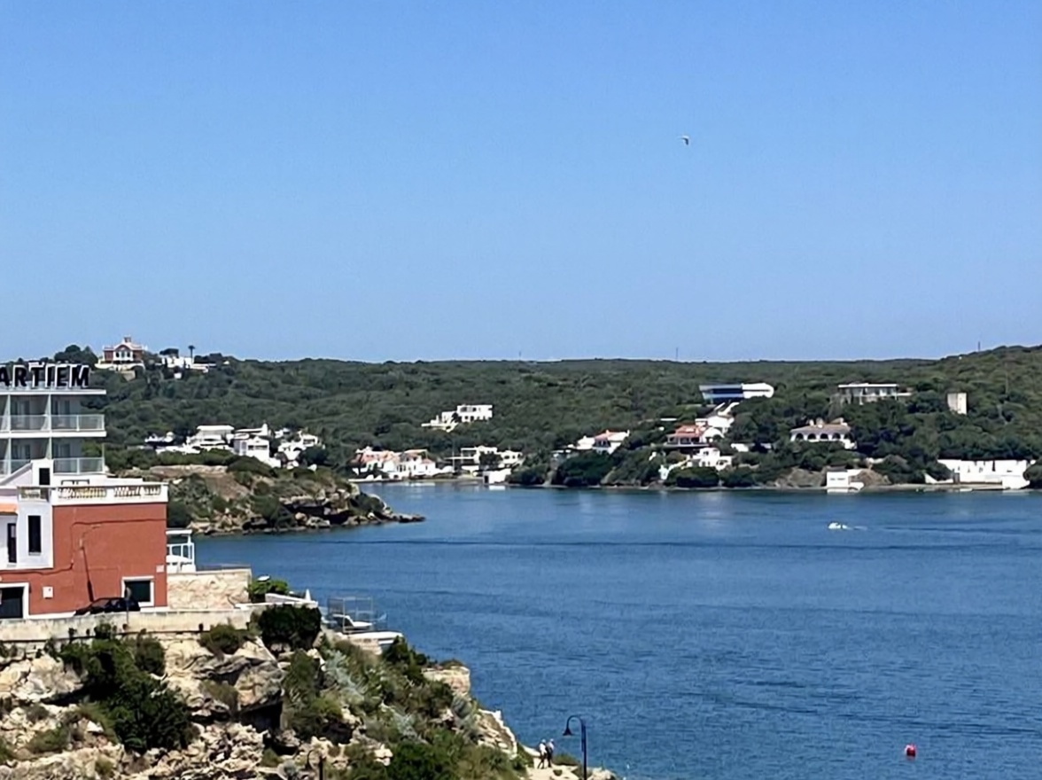 Beachfront flat in Mallorca, Balears (Illes) — Sea view