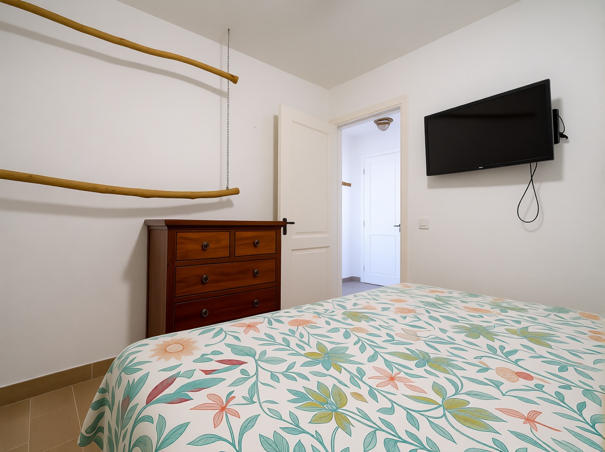 Beachfront flat in Es Castell — Bedroom