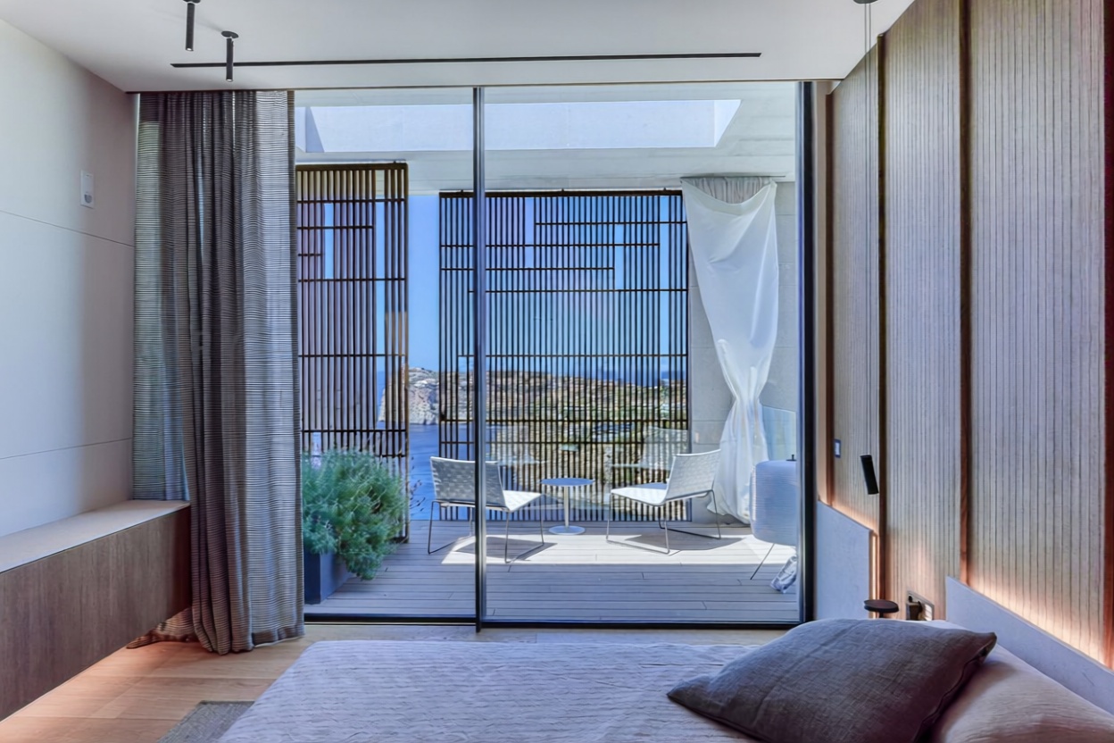 Chalet with direct beach access in Andratx — Bedroom