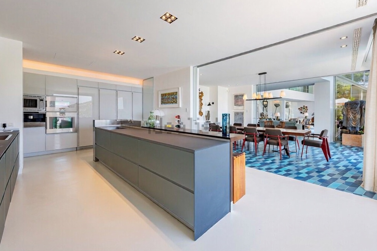 Chalet with direct beach access in Pollença — Kitchen