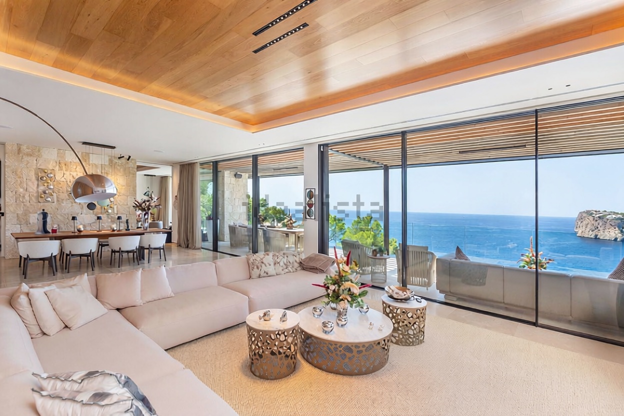 Chalet con acceso directo a playa en Andratx — Salón