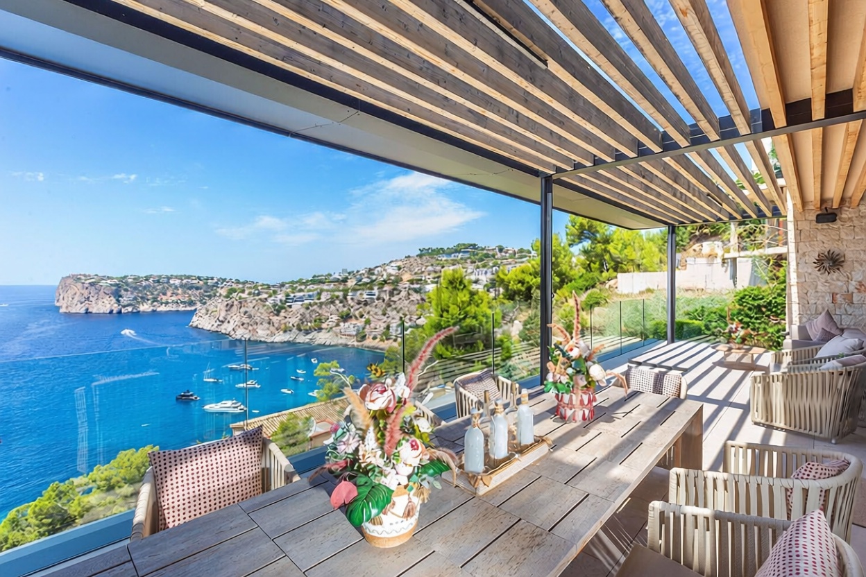 Chalet con acceso directo a playa en Andratx — Terraza mar