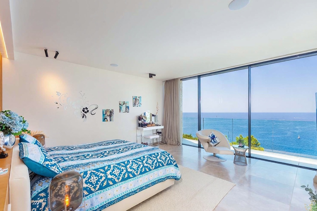 Chalet con acceso directo a playa en Andratx — Dormitorio