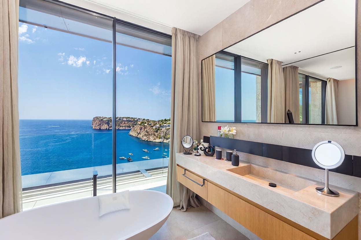 Chalet con acceso directo a playa en Andratx — Baño