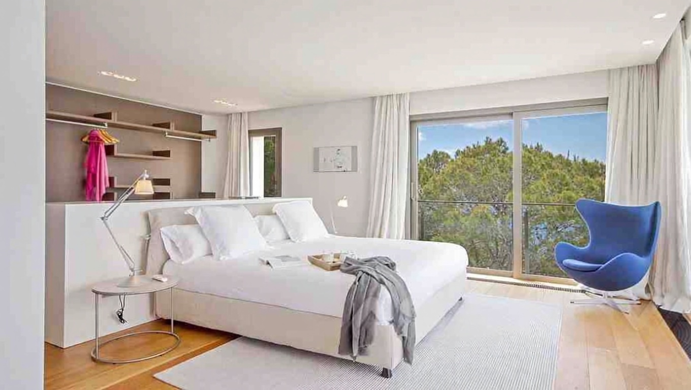 Chalet with direct beach access in Andratx — Bedroom