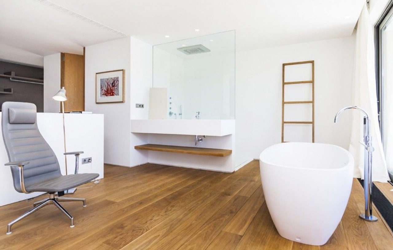 Chalet with direct beach access in Andratx — Bathroom