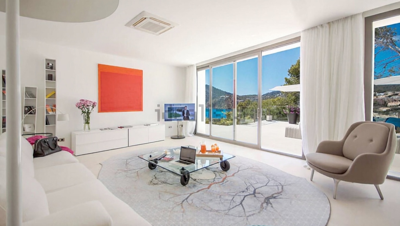 Chalet with direct beach access in Andratx — Living room