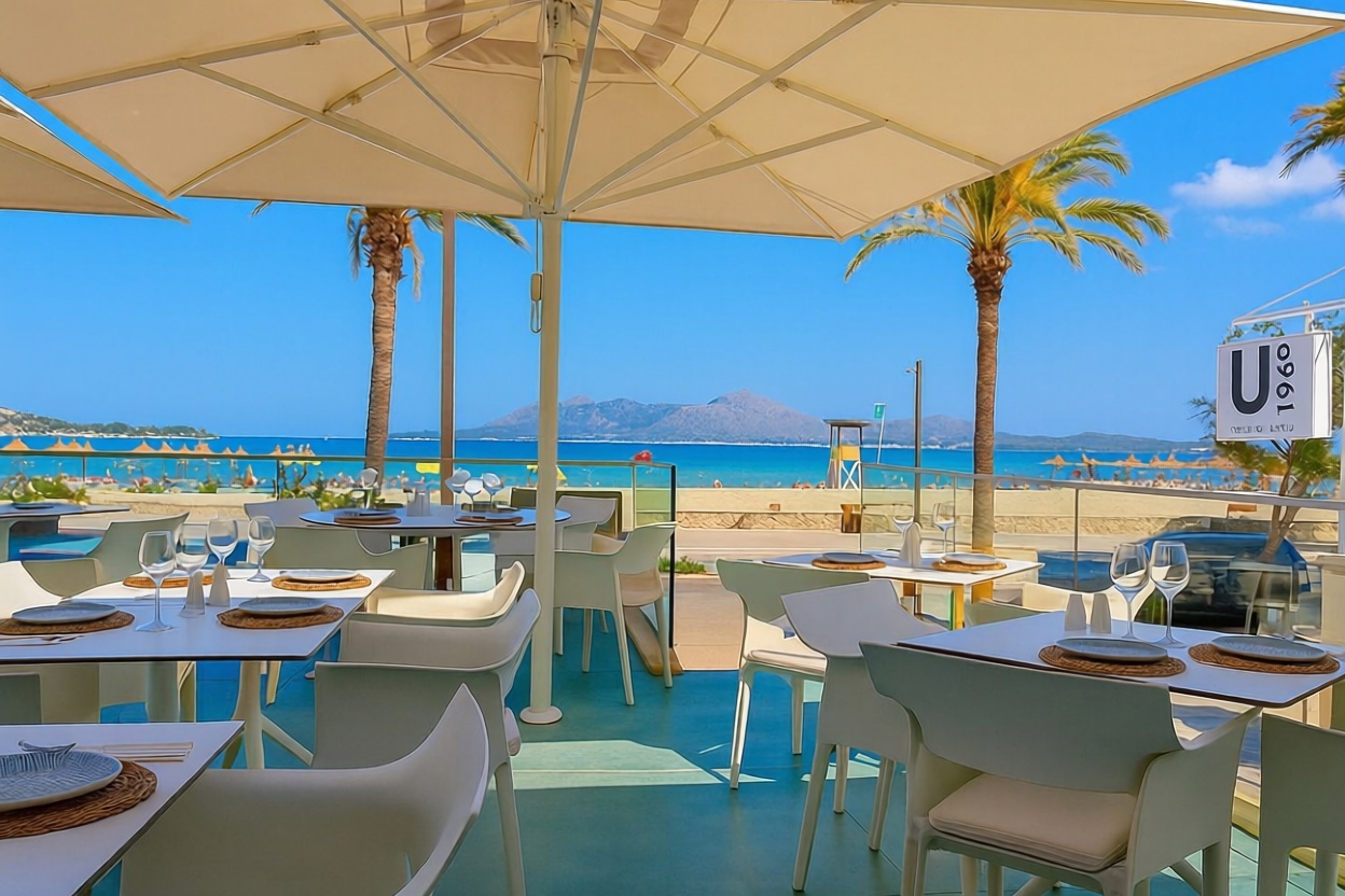 Beachfront flat in Pollença