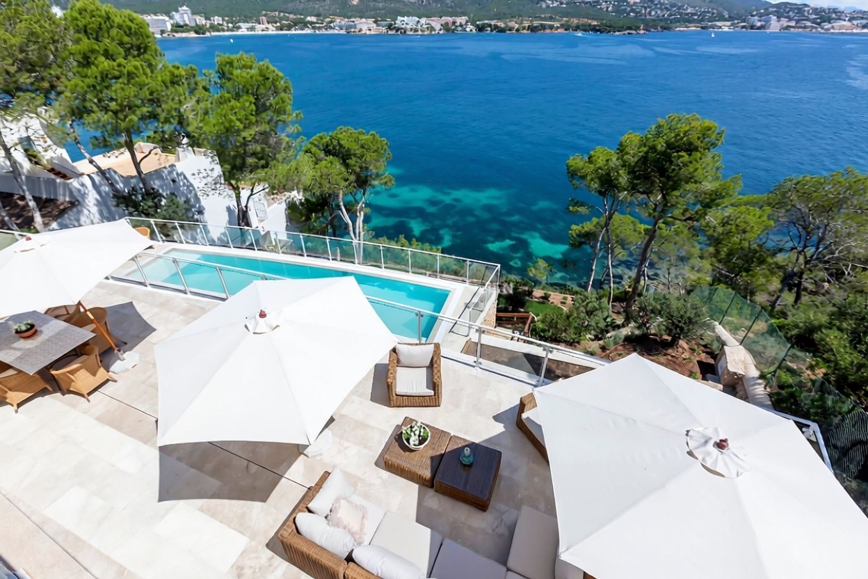 Chalet with direct beach access in Calvià