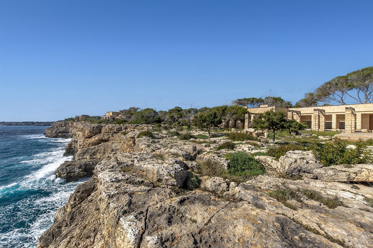 Chalet with direct beach access in Santanyí — Sea view