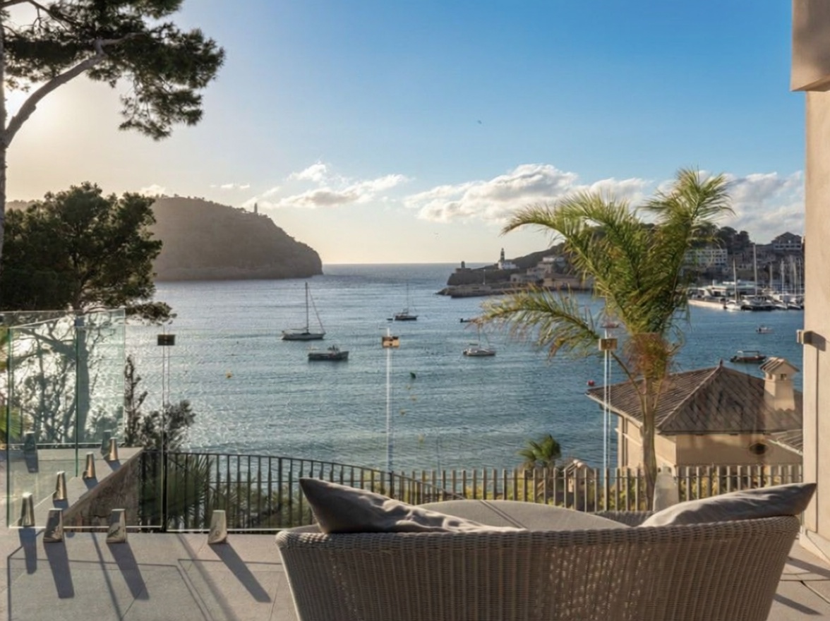 Chalet with direct beach access in Mallorca, Balears (Illes)