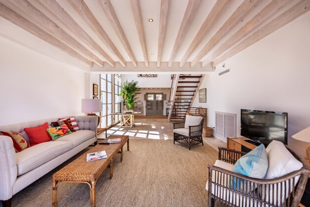 Chalet con acceso directo a playa en Alcúdia — Salón