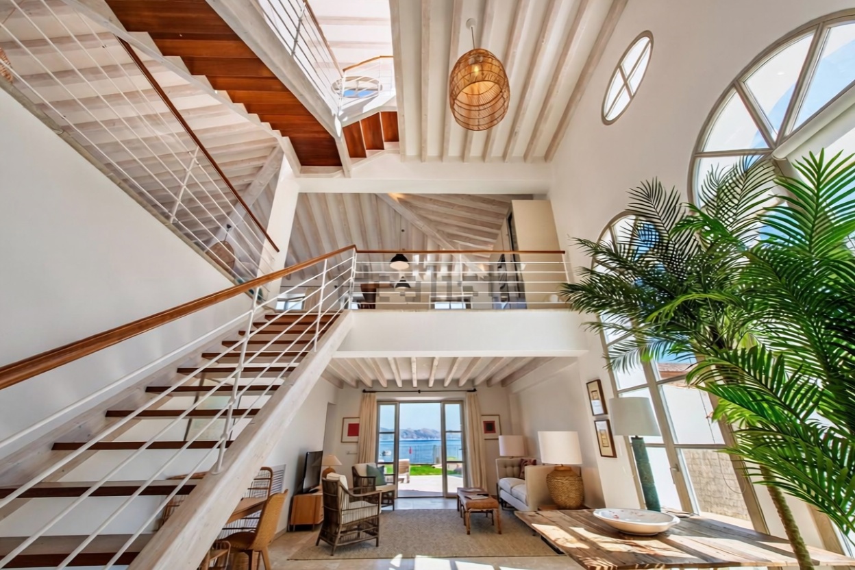 Chalet con acceso directo a playa en Alcúdia — Comedor