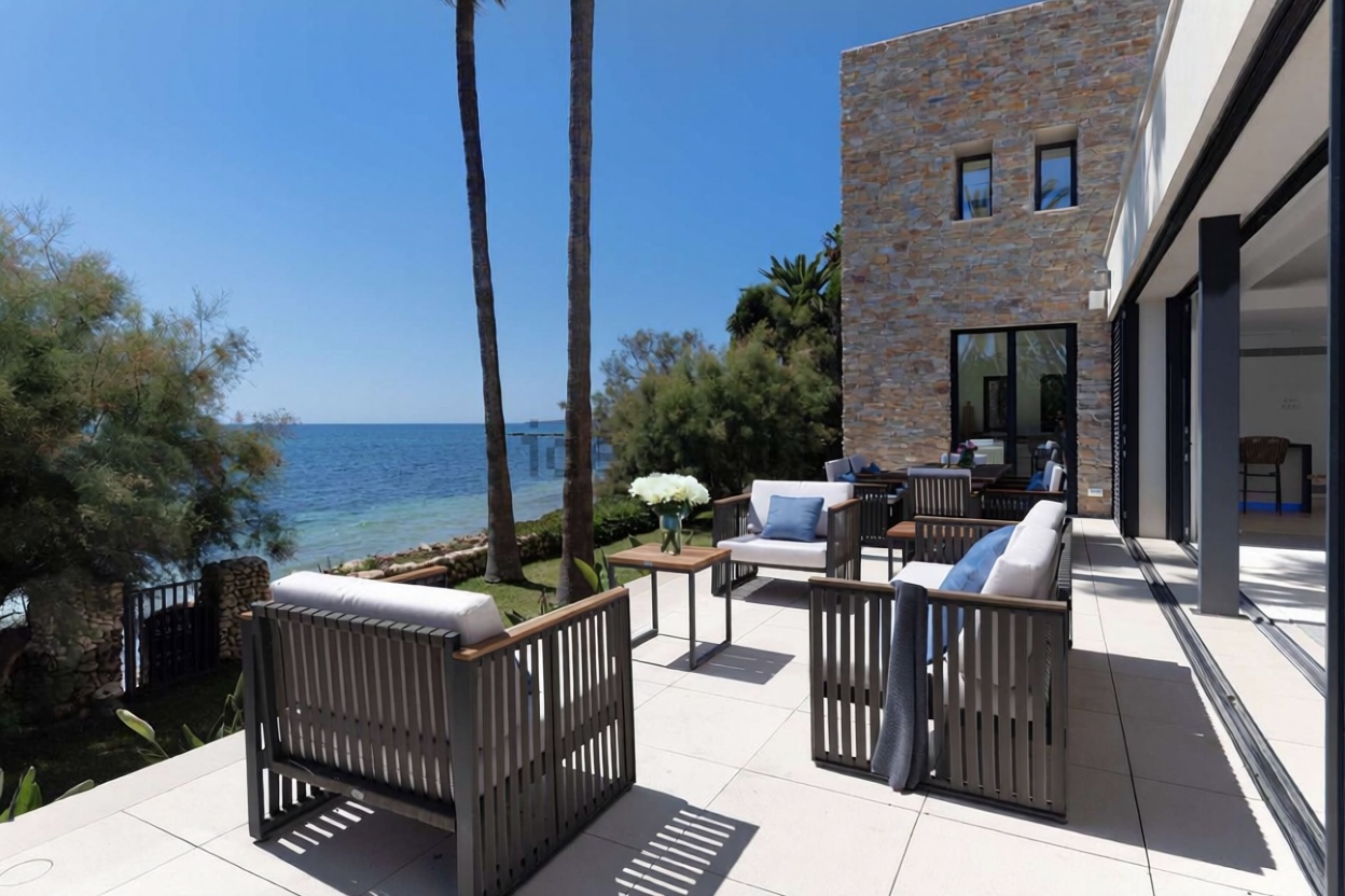Chalet with direct beach access in Mallorca, Balears (Illes)
