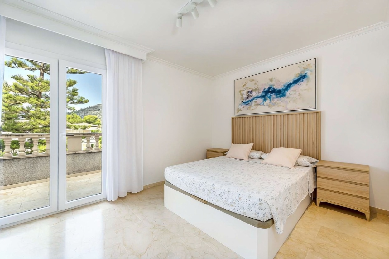 Chalet mit direkter Strandzugang in Alcúdia — Schlafzimmer