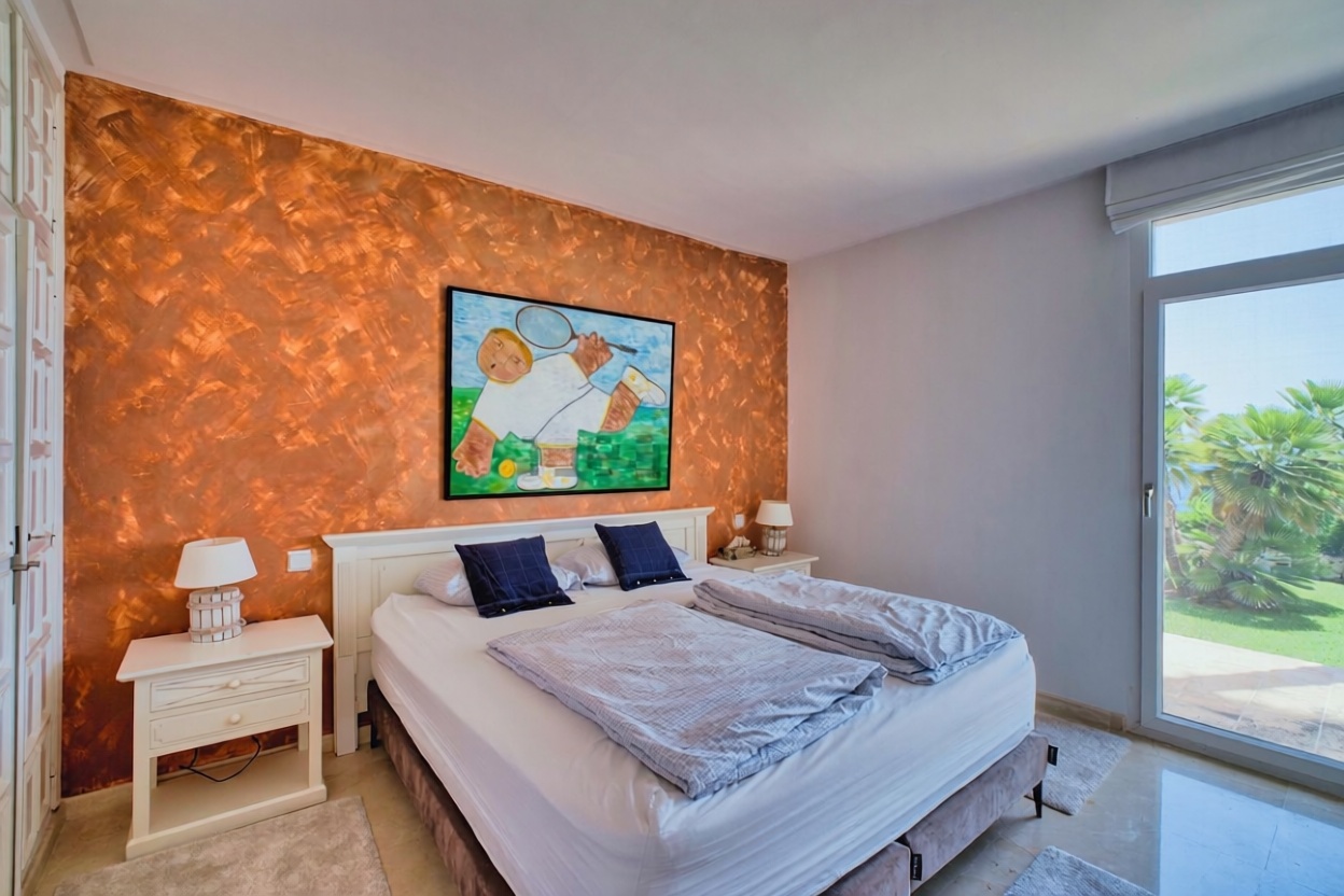 Chalet avec accès direct à la plage à Manacor — Chambre