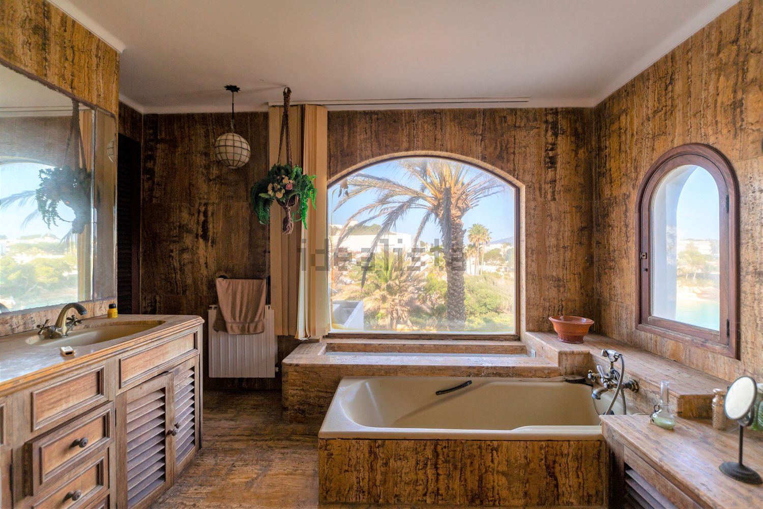 Chalet with direct beach access in Santanyí — Bathroom