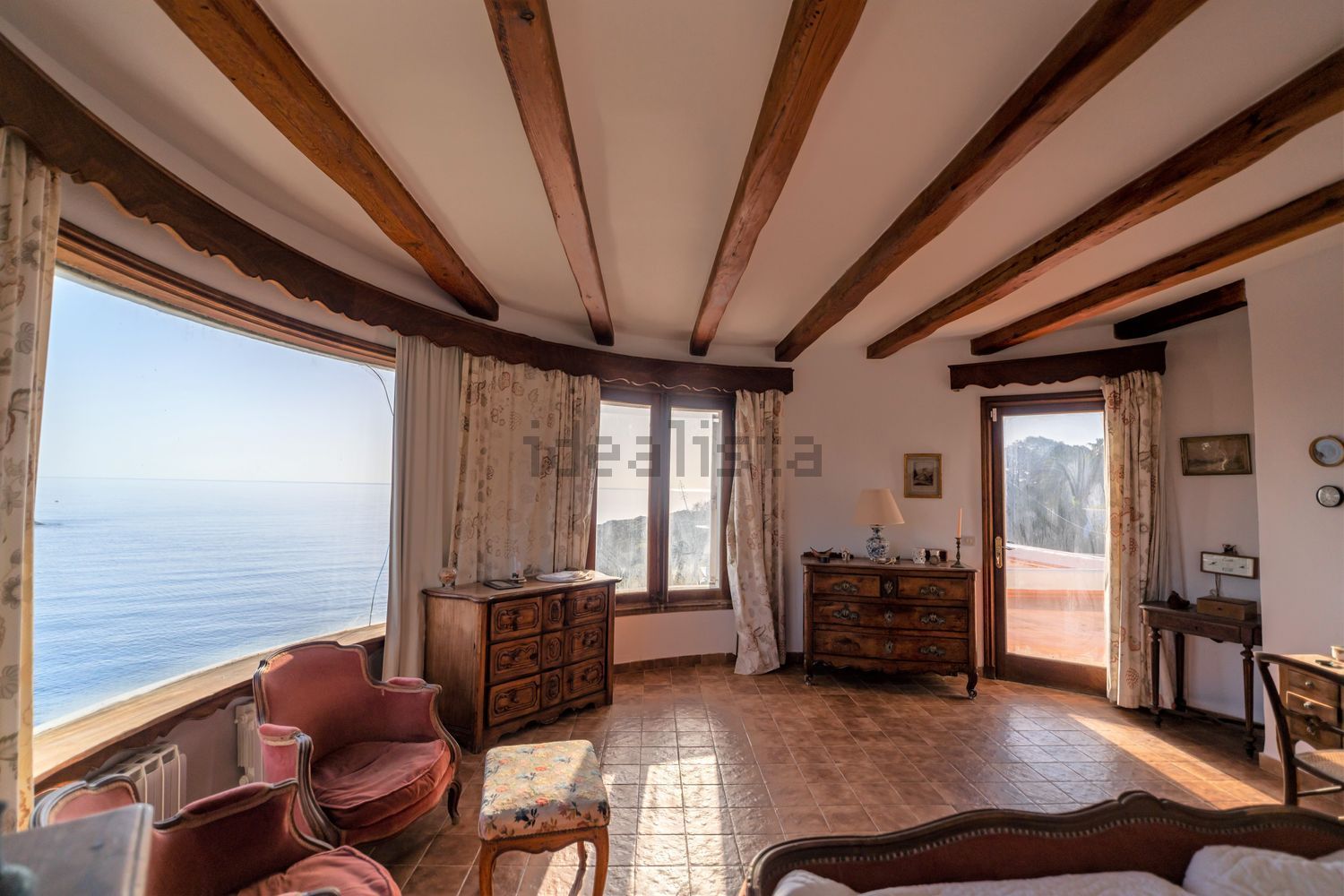 Chalet with direct beach access in Santanyí — Bedroom