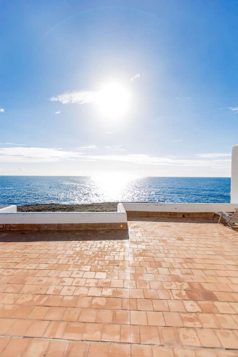 Chalet with direct beach access in Santanyí — Sea terrace