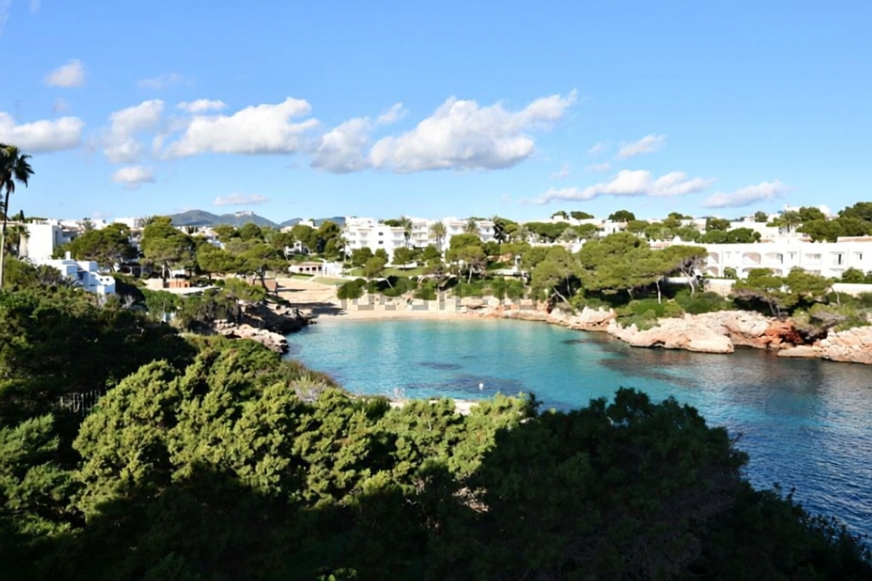 Chalet with direct beach access in Santanyí — Sea view