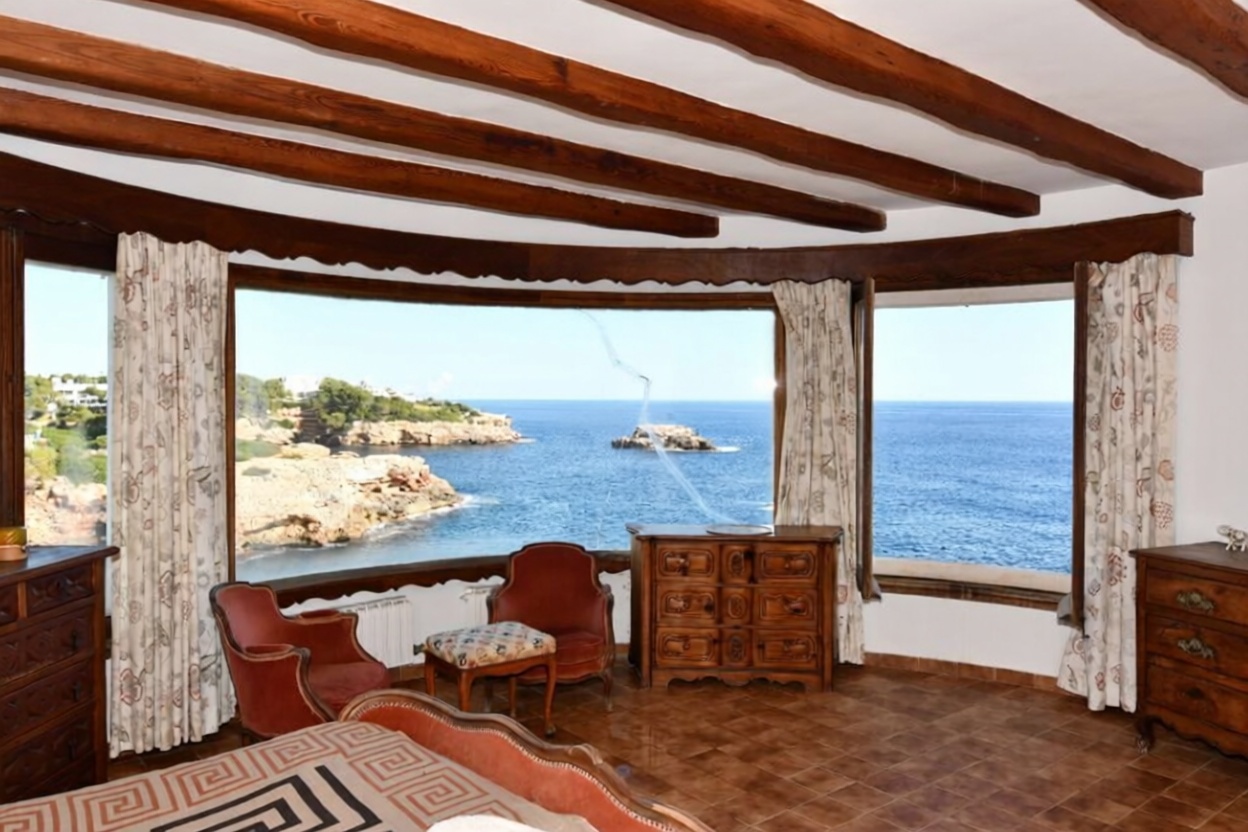 Chalet with direct beach access in Santanyí — Bedroom