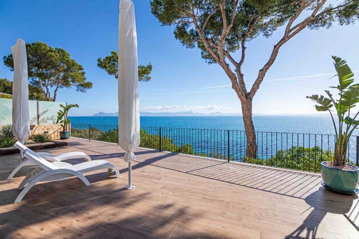 Chalet mit direkter Strandzugang in Alcúdia