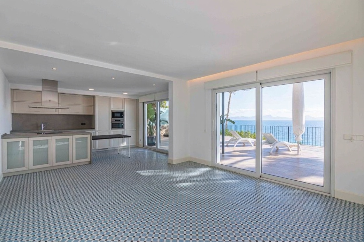 Chalet com acesso direto à praia em Alcúdia — Cozinha