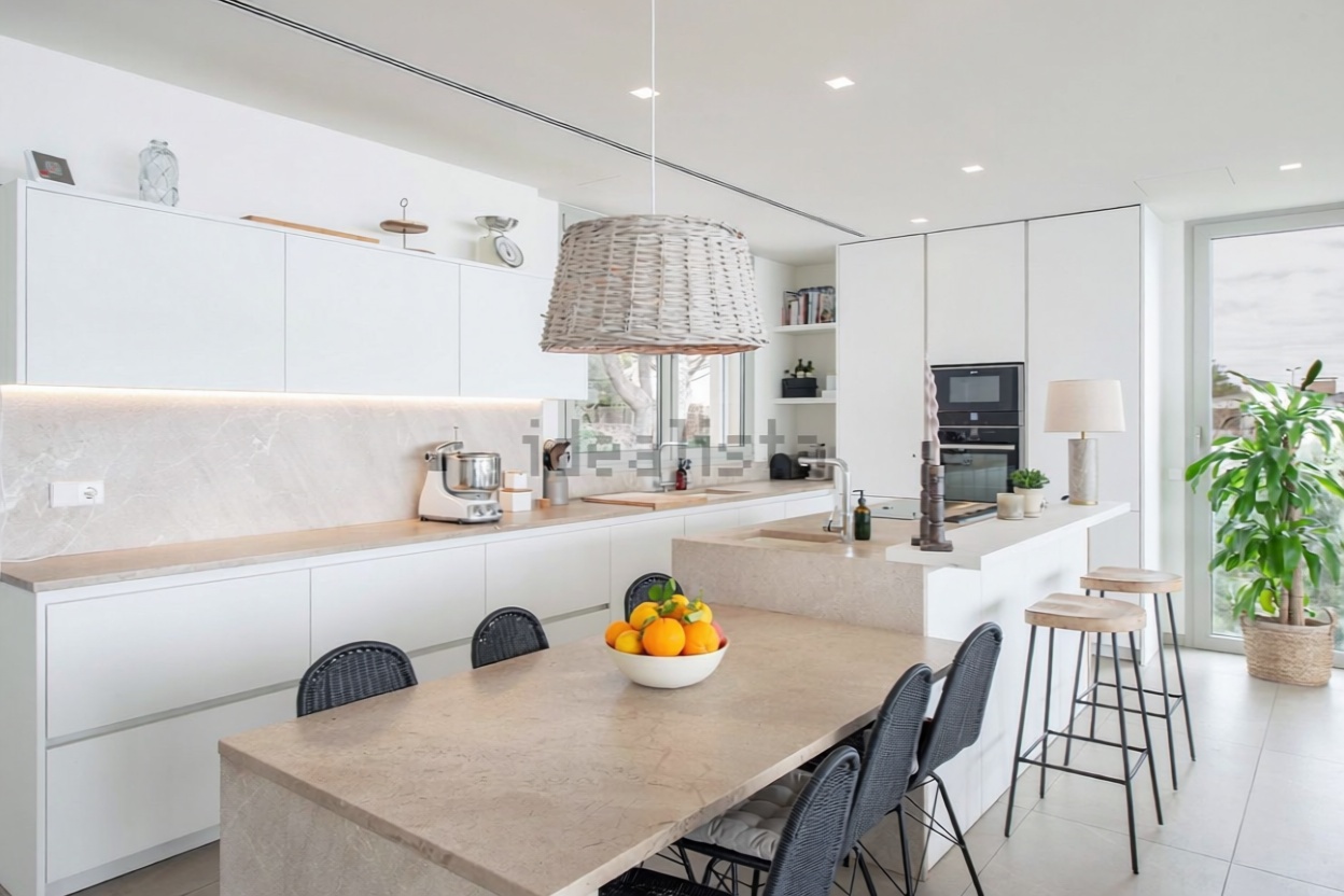 Chalet mit direkter Strandzugang in Manacor — Küche