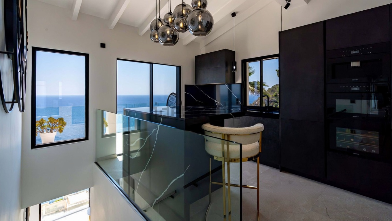 Chalet with direct beach access in Capdepera — Kitchen