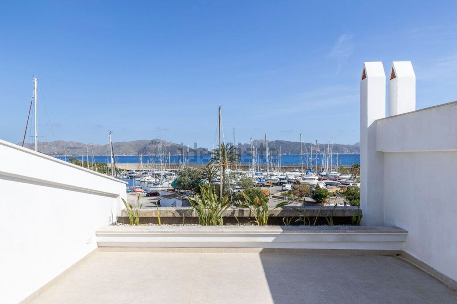 Chalet con acceso directo a playa en Alcúdia — Terraza mar
