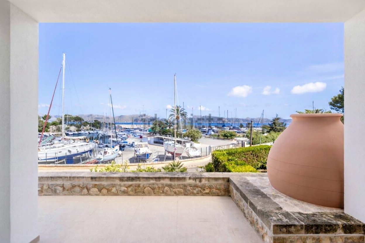 Chalet mit direkter Strandzugang in Alcúdia