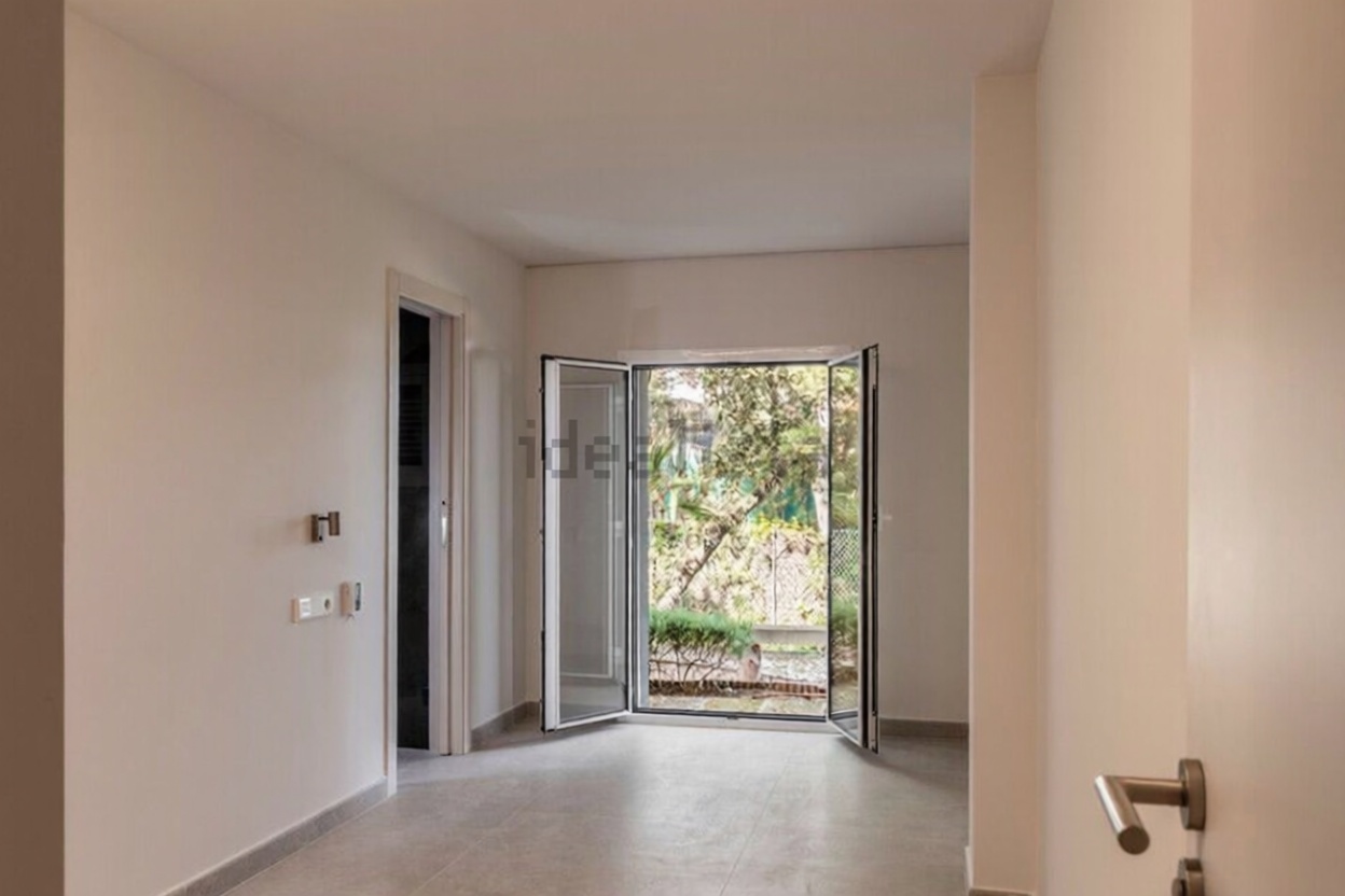 Chalet with direct beach access in Alcúdia — Bedroom