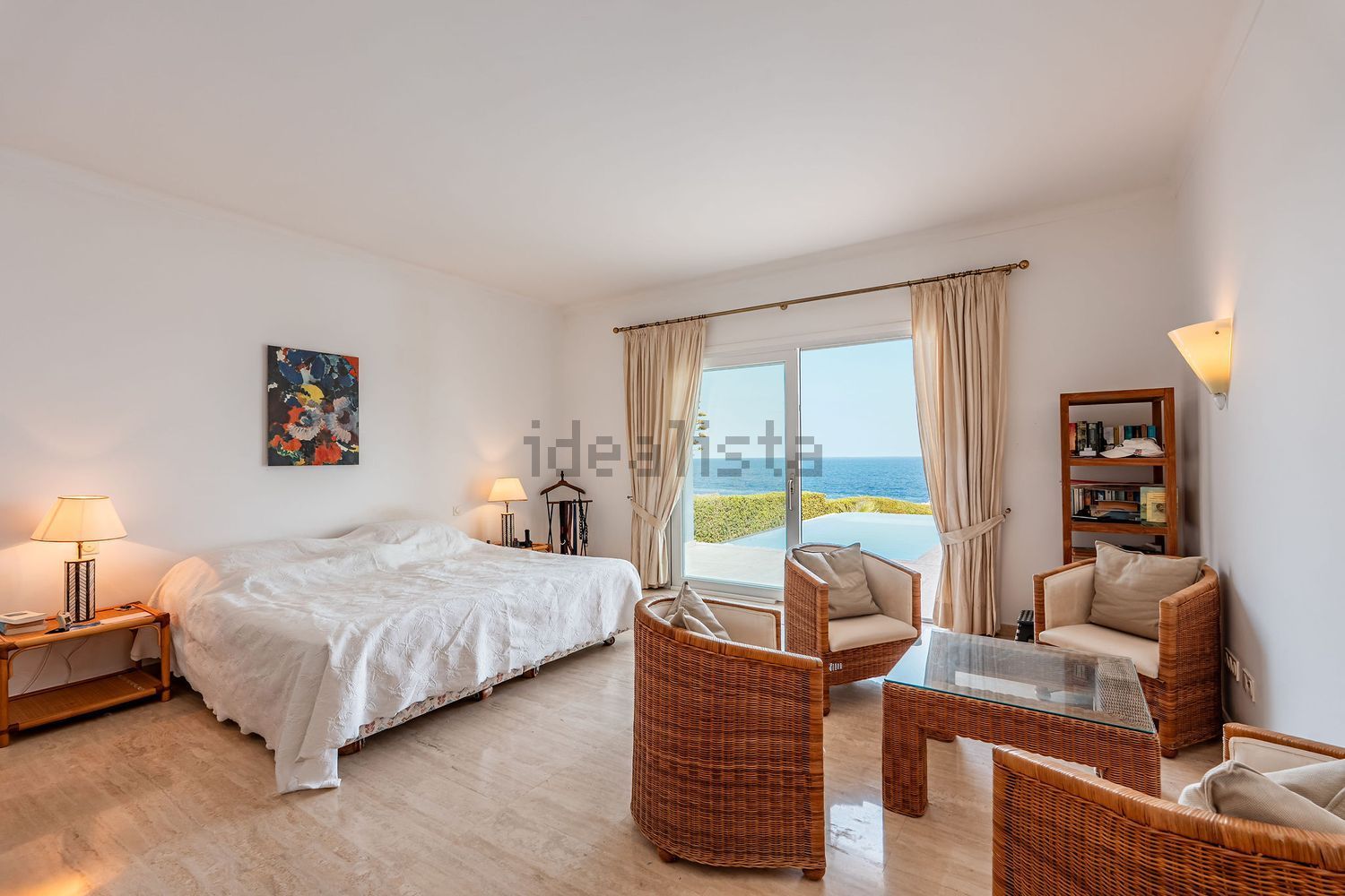 Chalet with direct beach access in Santanyí — Bedroom