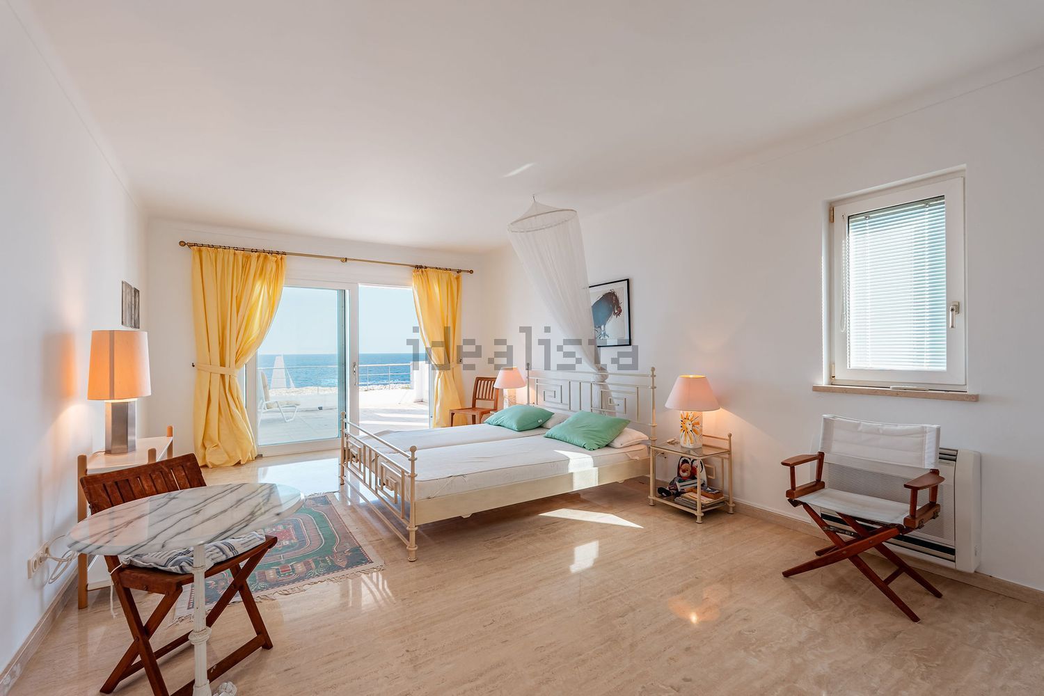 Chalet with direct beach access in Santanyí — Bedroom