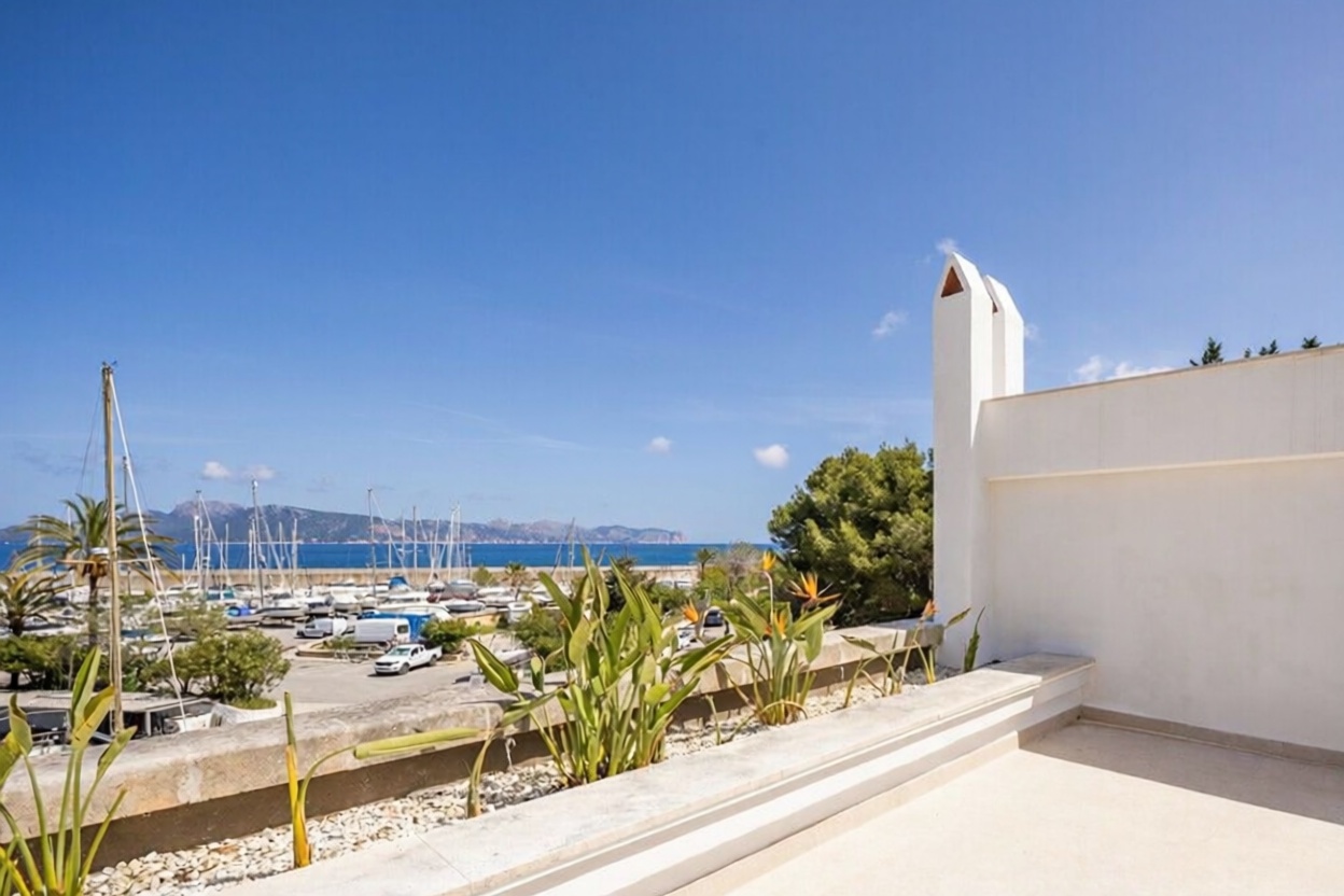 Chalet mit direkter Strandzugang in Alcúdia