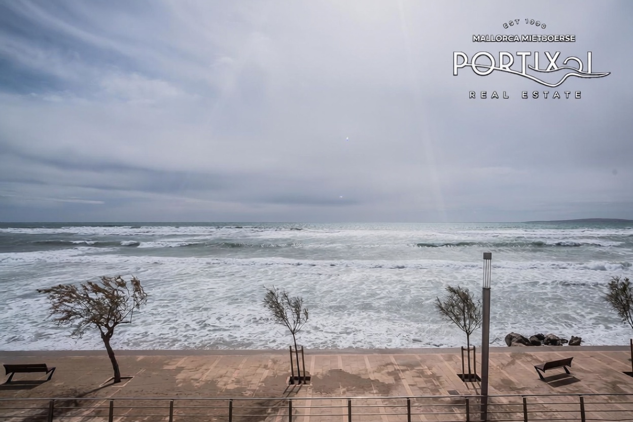 Chalet com acesso direto à praia em Palma de Mallorca — Vista mar