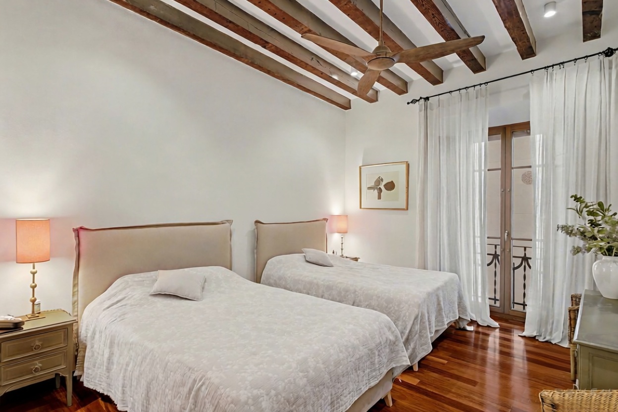 Beachfront flat in Antigua — Bedroom