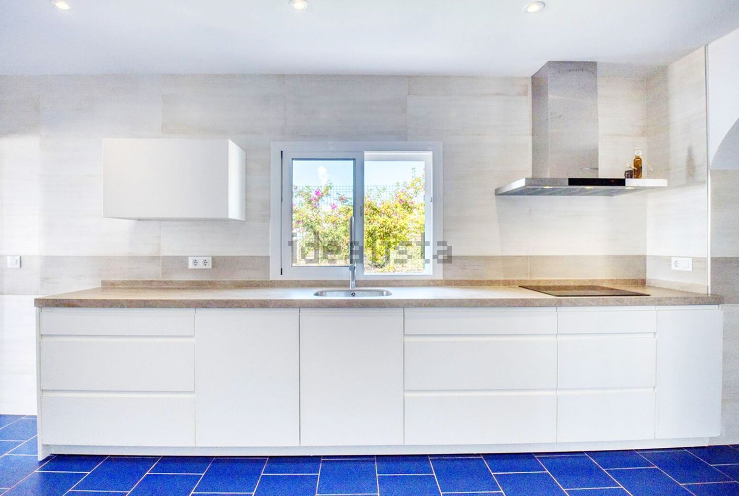 Chalet with direct beach access in Santanyí — Kitchen
