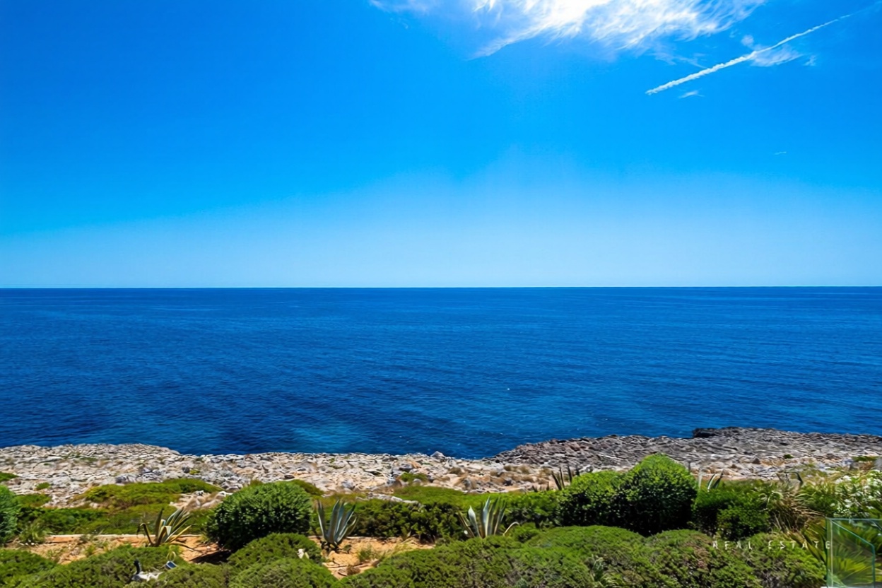 Chalet mit direkter Strandzugang in Manacor — Meerblick