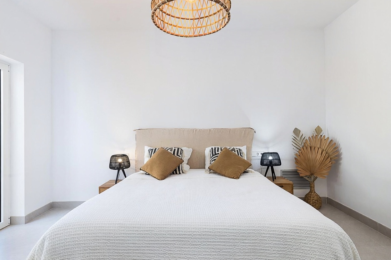 Chalet with direct beach access in Felanitx — Bedroom