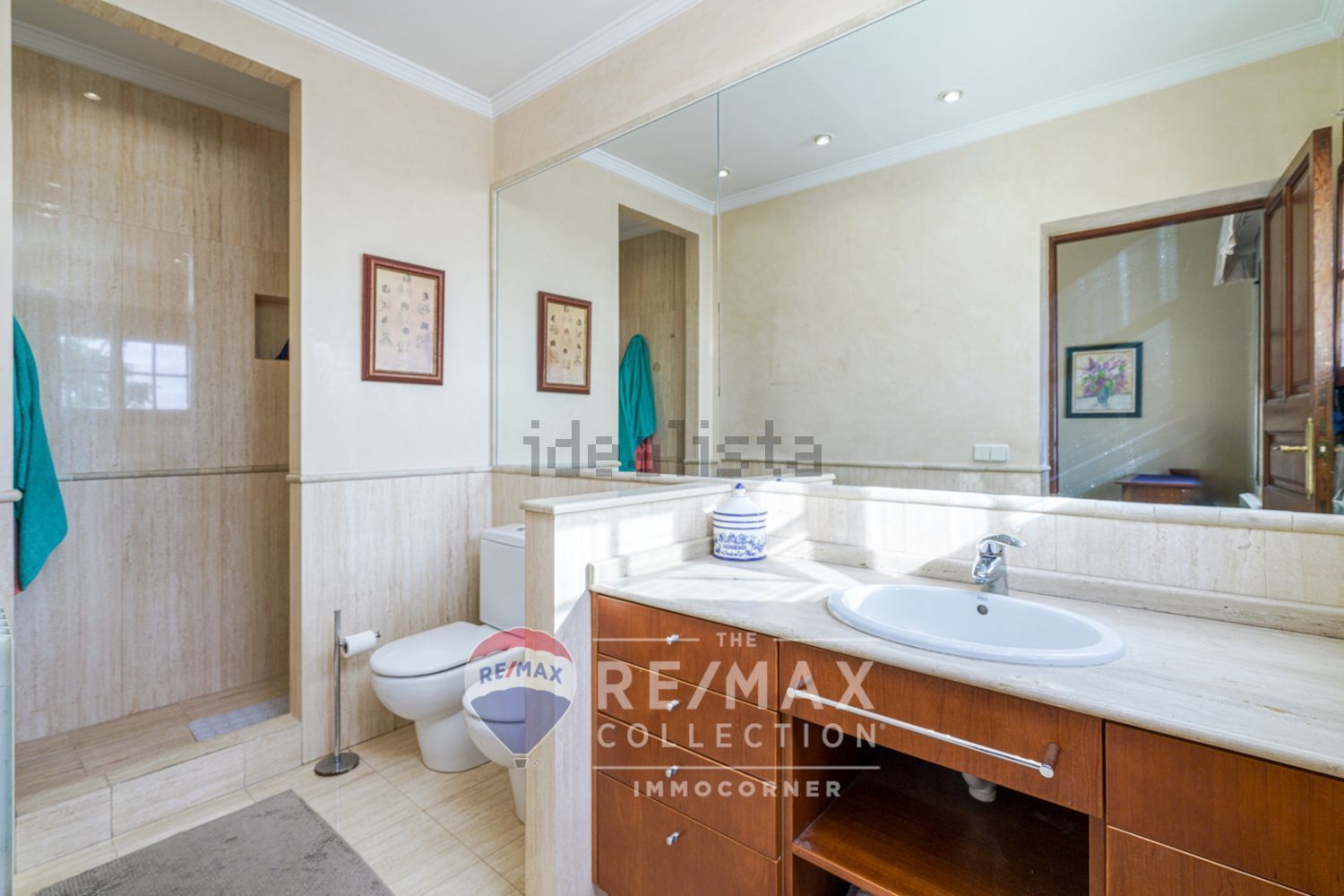 Chalet with direct beach access in Palma de Mallorca — Bathroom
