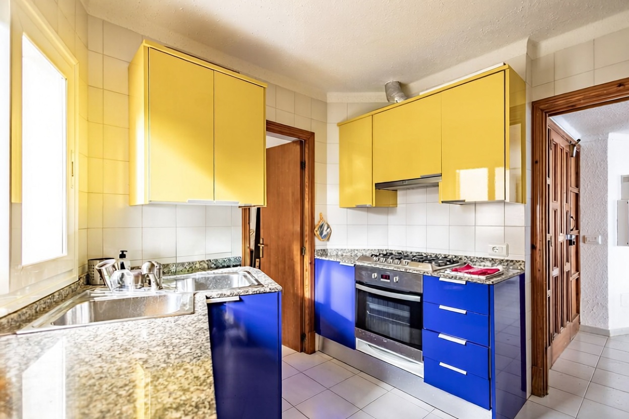 Chalet mit direkter Strandzugang in Llucmajor — Küche