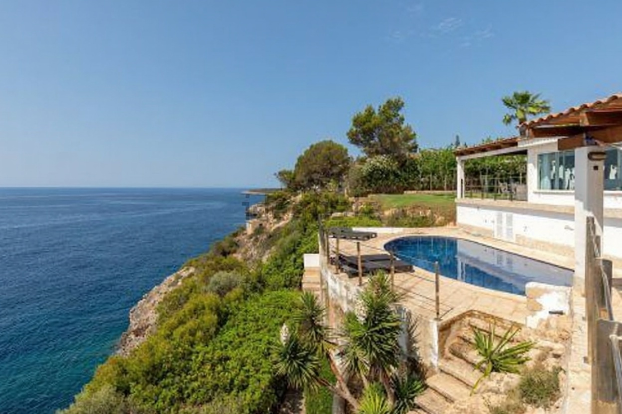Chalet mit direkter Strandzugang in Llucmajor — Meerblick