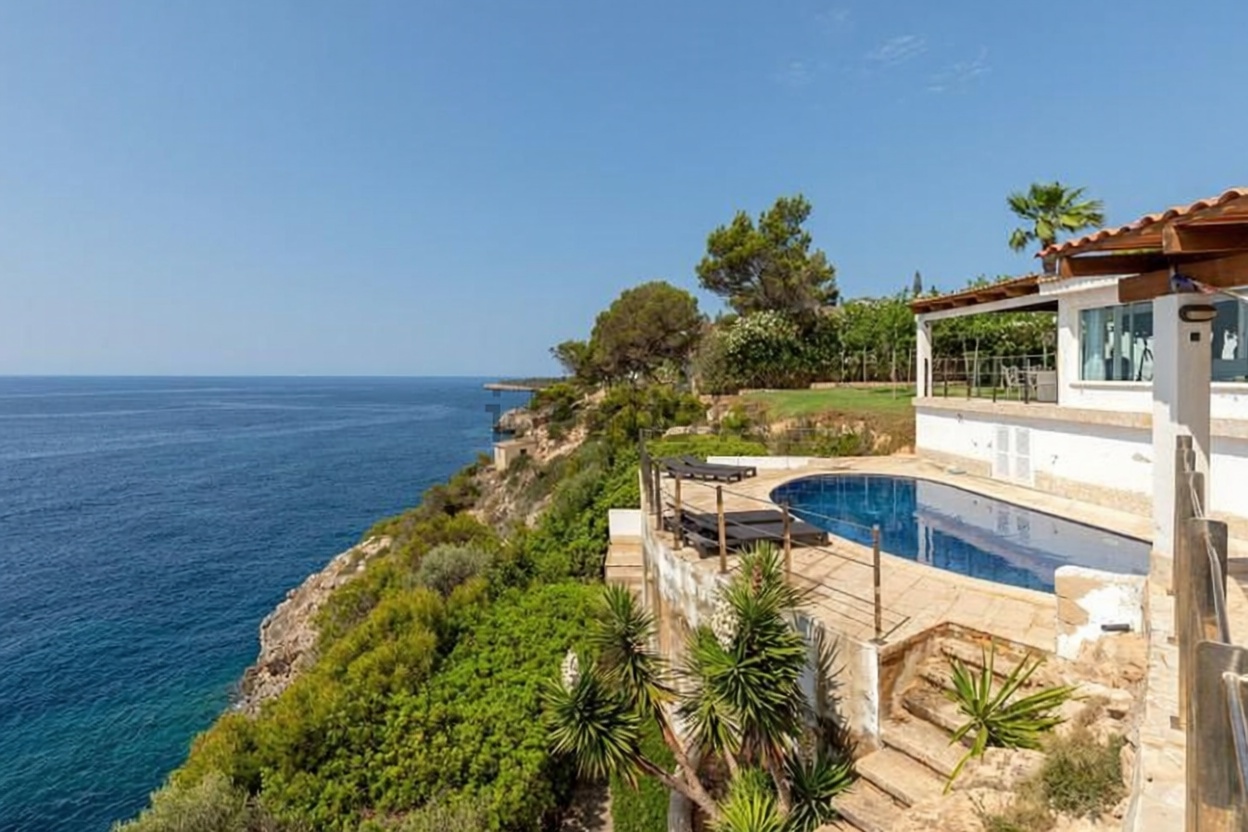Chalet con acceso directo a playa en Llucmajor — Vista mar