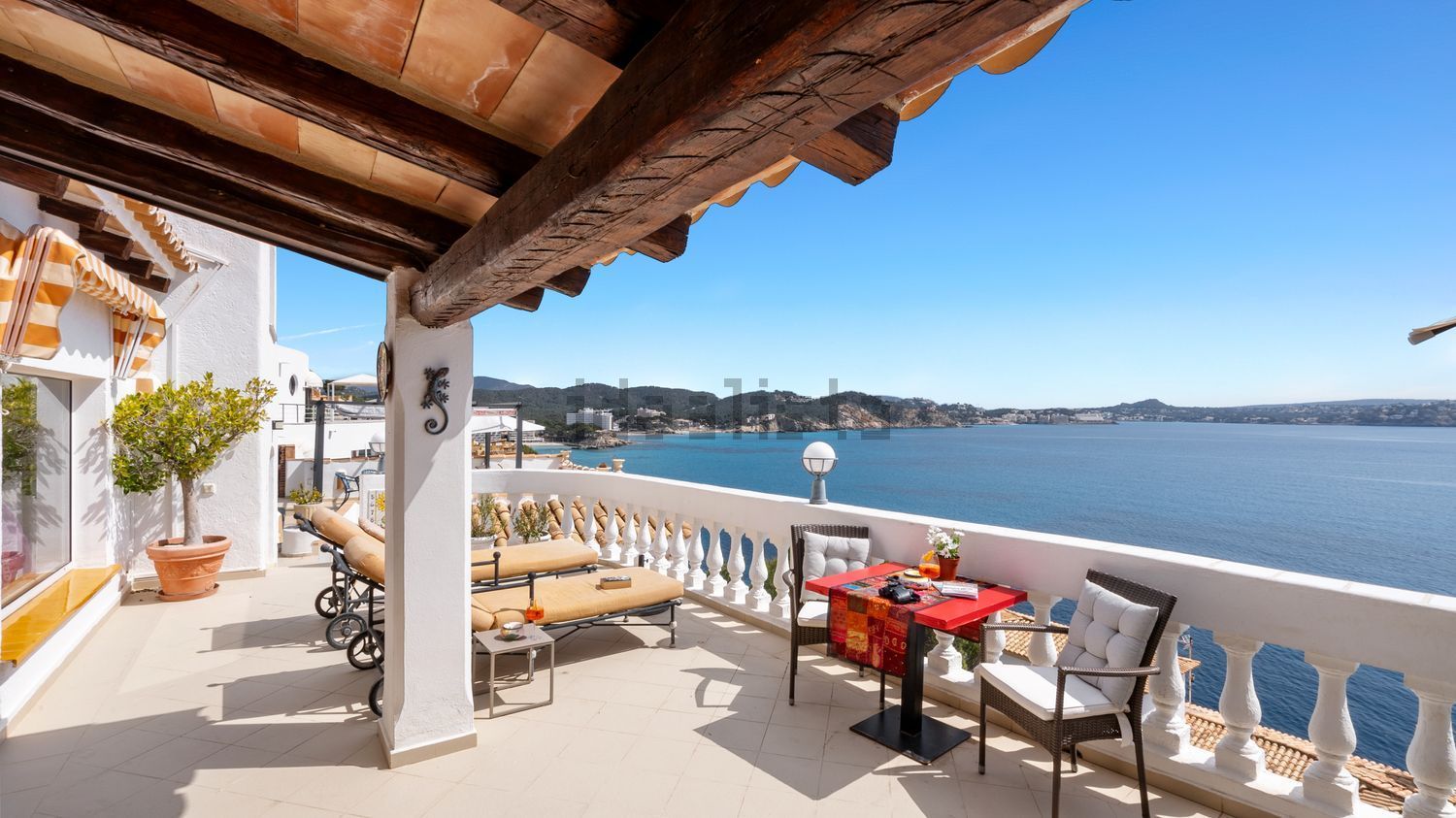 Chalet avec accès direct à la plage à Calvià