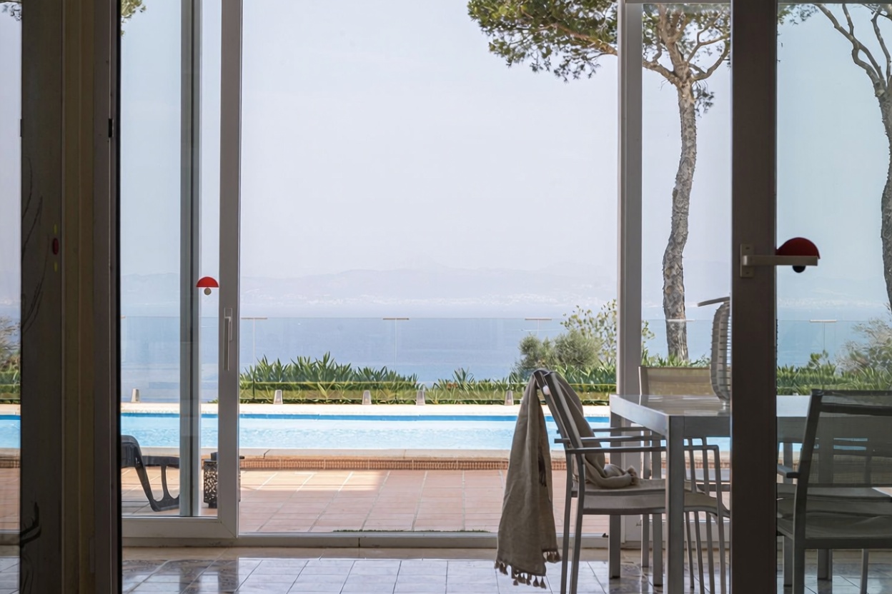 Chalet with direct beach access in Llucmajor