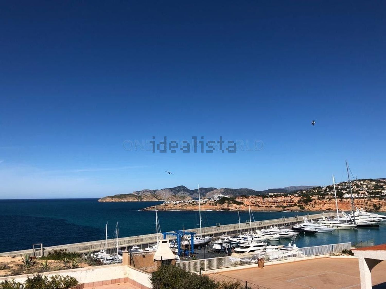 Chalet mit direkter Strandzugang in Calvià — Meerblick