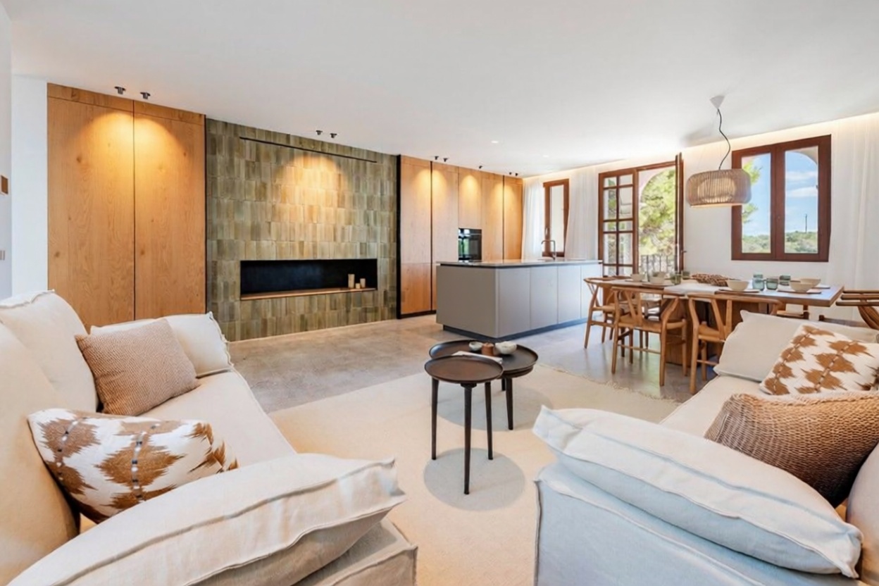 House with direct beach access in Felanitx — Living room