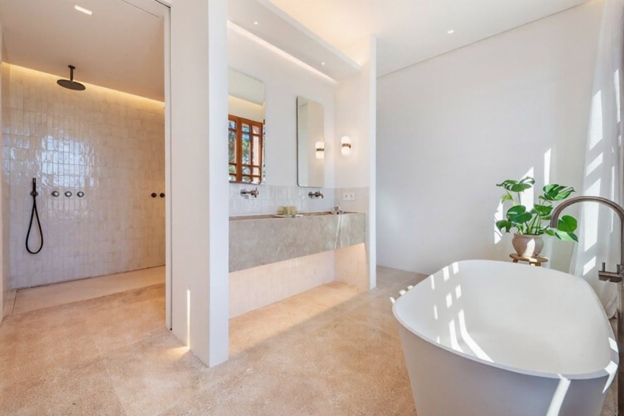 House with direct beach access in Felanitx — Bathroom